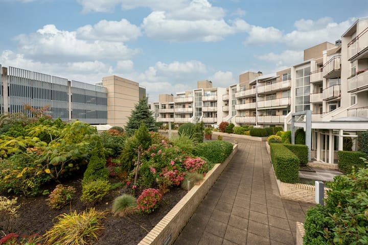 Foto 5 van Emmaplein 34