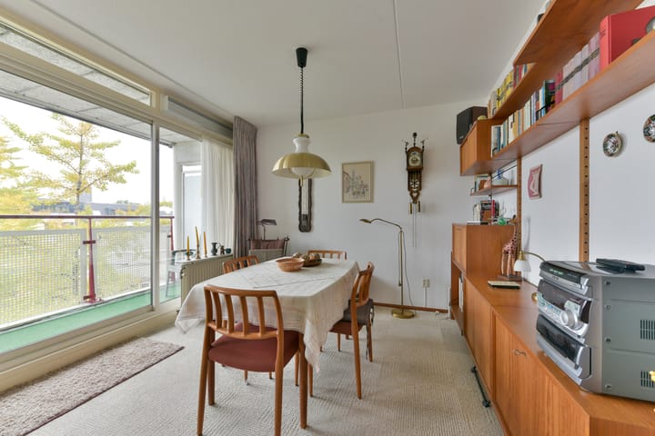 Foto 12 van Emmaplein 34