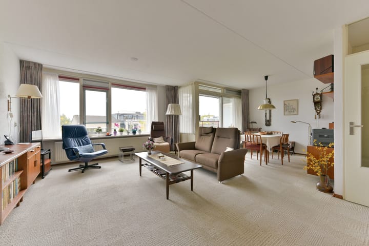 Foto 10 van Emmaplein 34