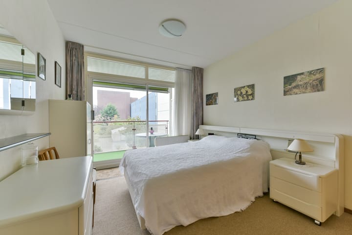 Foto 18 van Emmaplein 34