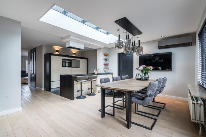 Foto 3 van Korbeel 30