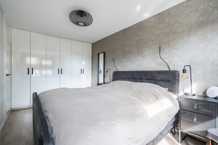 Foto 24 van Korbeel 30