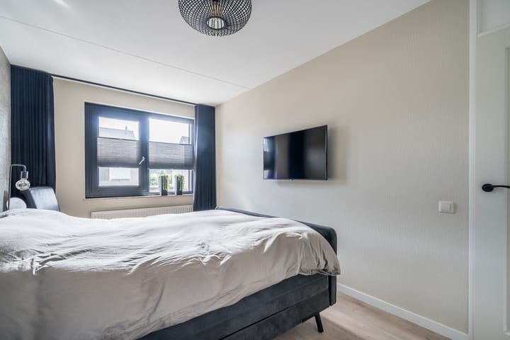 Foto 23 van Korbeel 30