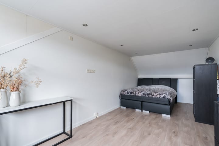 Foto 36 van Korbeel 30