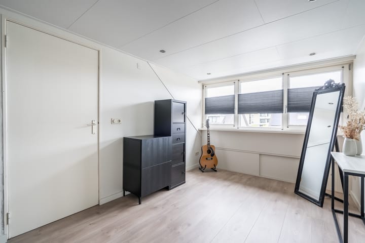 Foto 39 van Korbeel 30