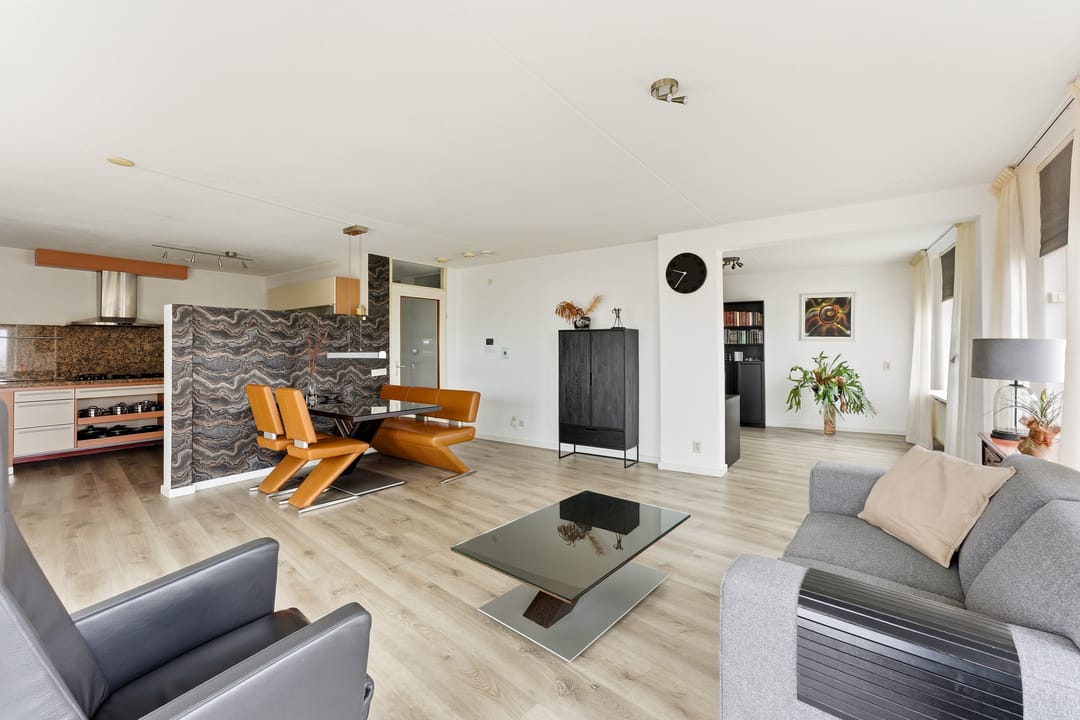 Photo 8 of Koningin Wilhelminaweg 65