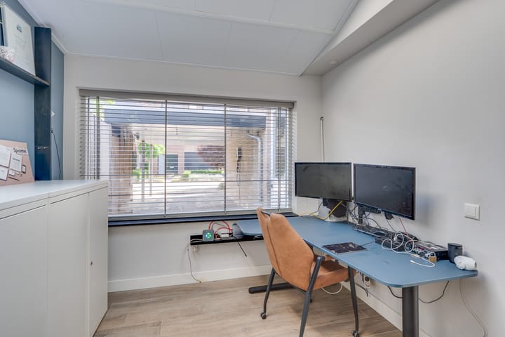 Foto 15 van Wilack 301