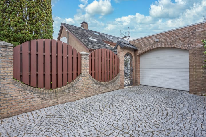 Foto 3 van Dr. Calsstraat 41