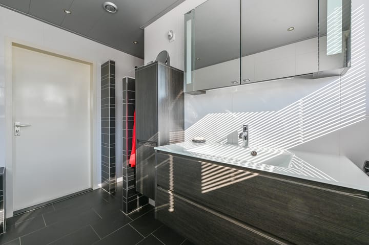 Photo 31 of Zwaluwenburg 8