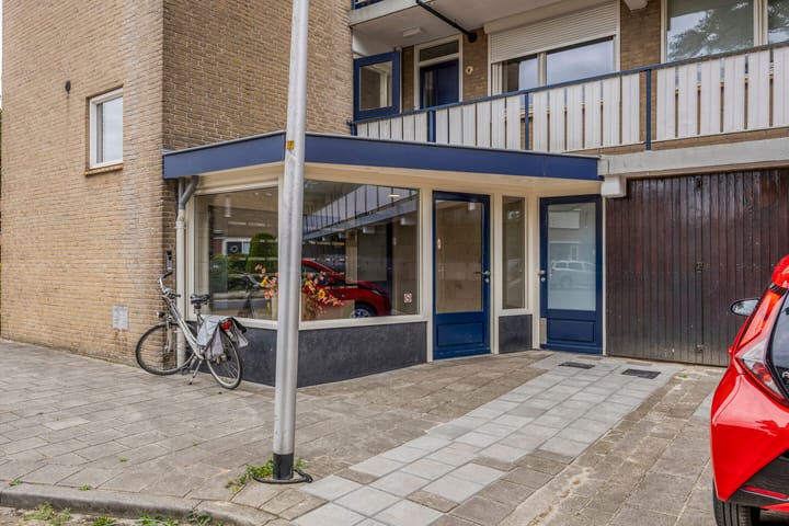 Photo 16 of Mozartstraat 38