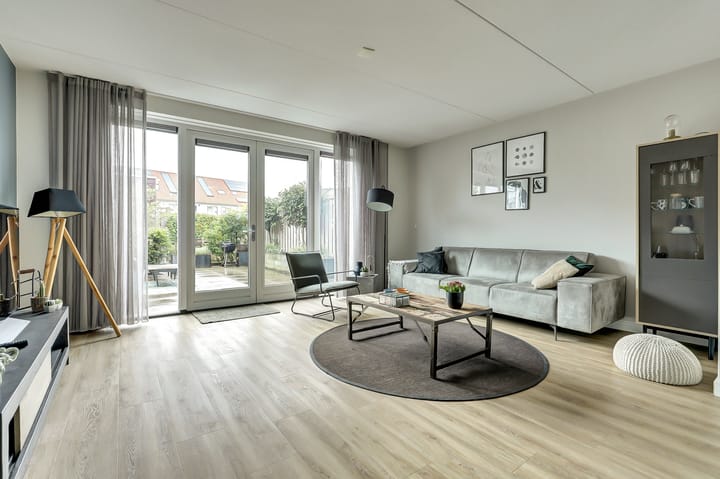 Photo 2 of Spaanderbank 12