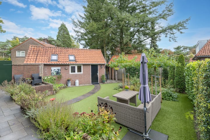 Foto 33 van Dennenlaan 3