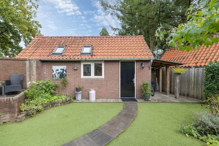 Foto 40 van Dennenlaan 3