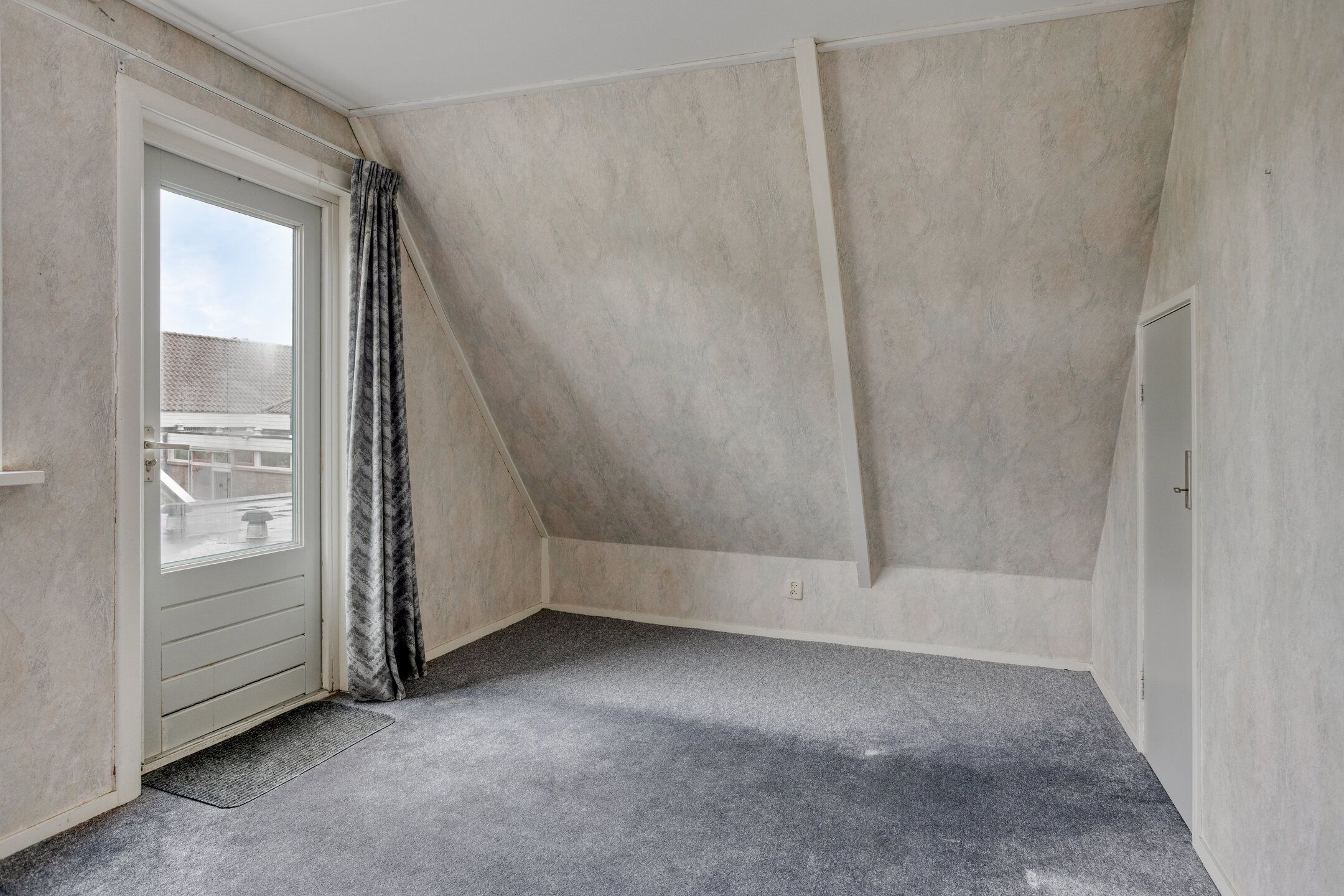 Foto 24 van Aengwirderweg 257