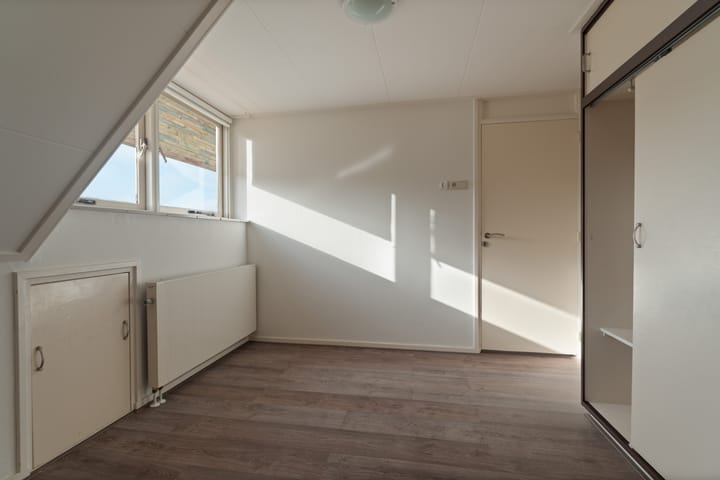 Foto 20 van Julianastraat 2-A