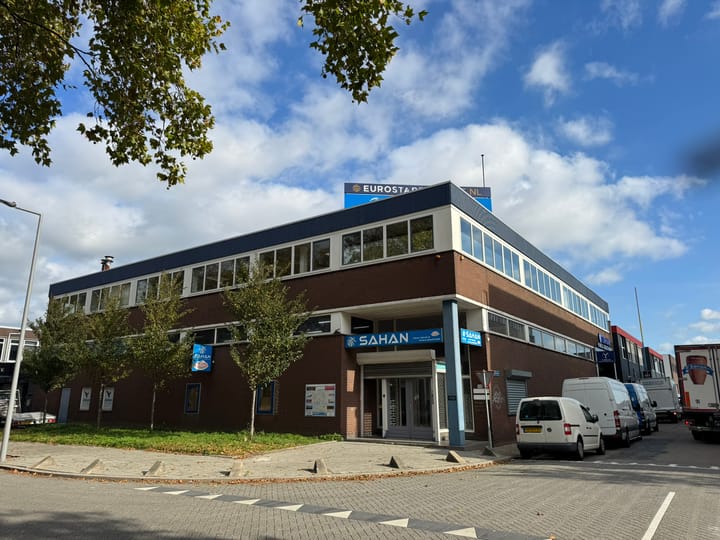 Schuttevaerweg 110, Rotterdam