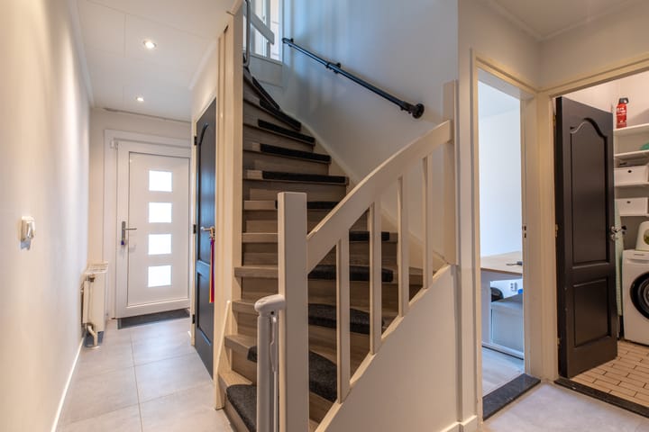 Photo 3 of van Caldenborghstraat 10