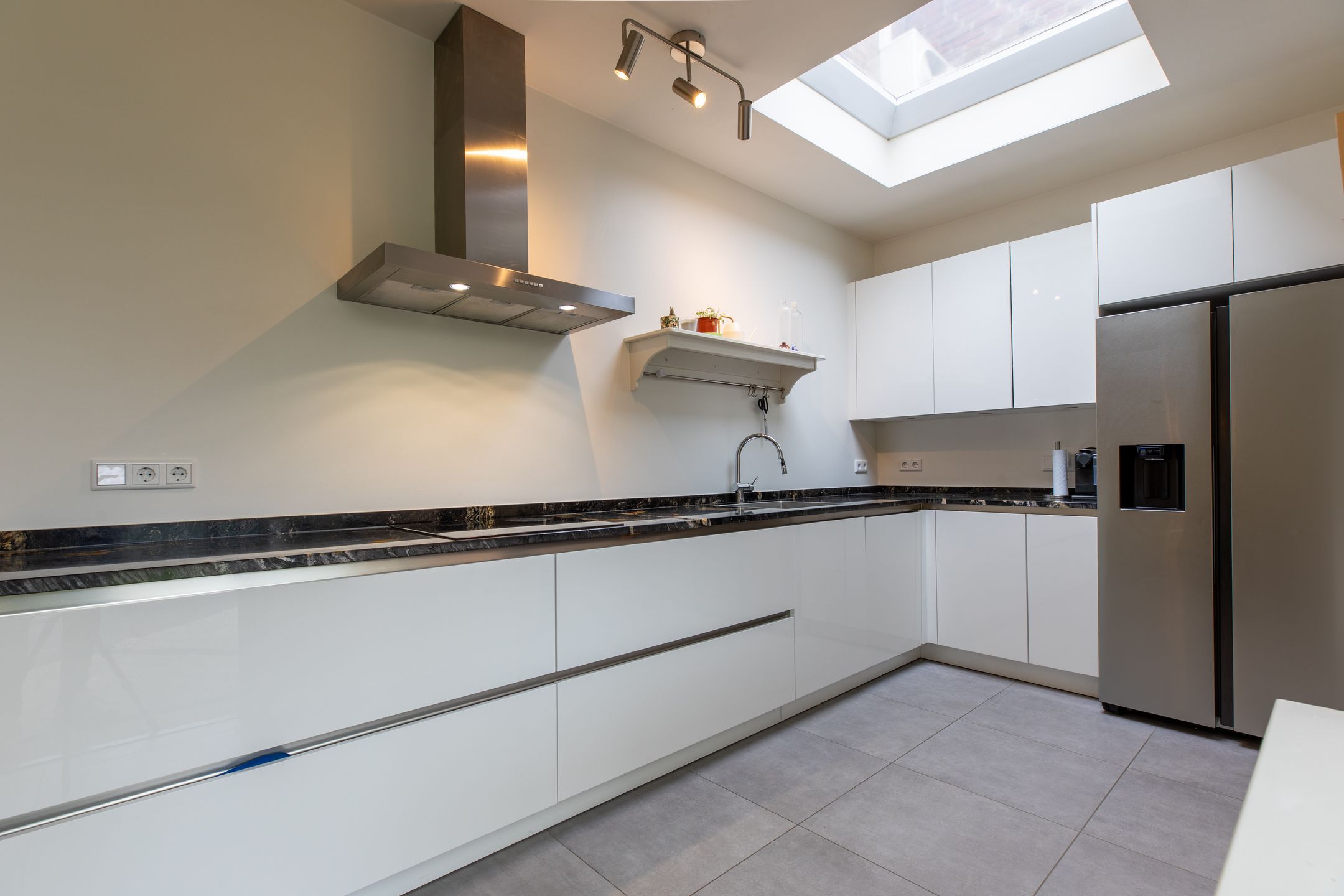 Foto 15 van van Caldenborghstraat 10