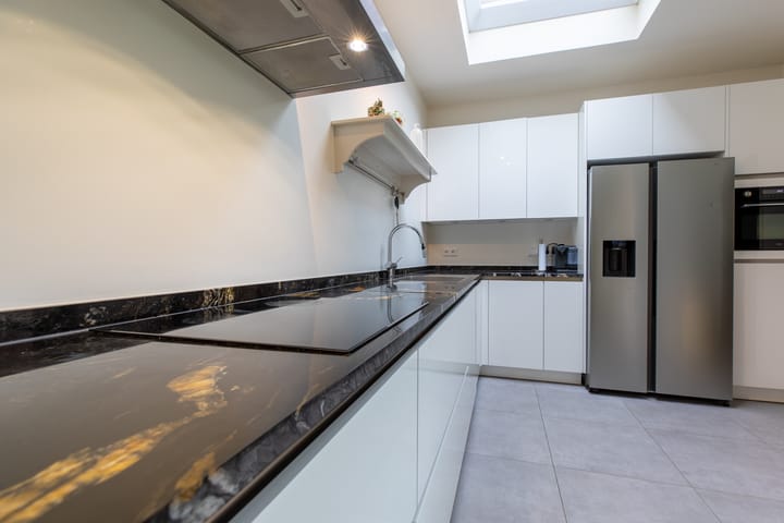 Photo 16 of van Caldenborghstraat 10