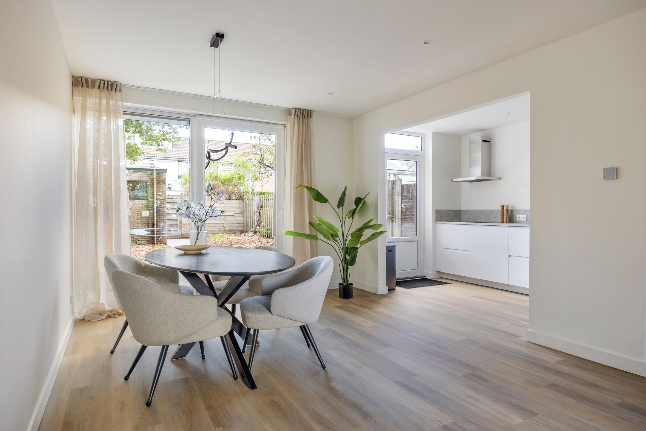 Foto 30 van Luikstraat 12