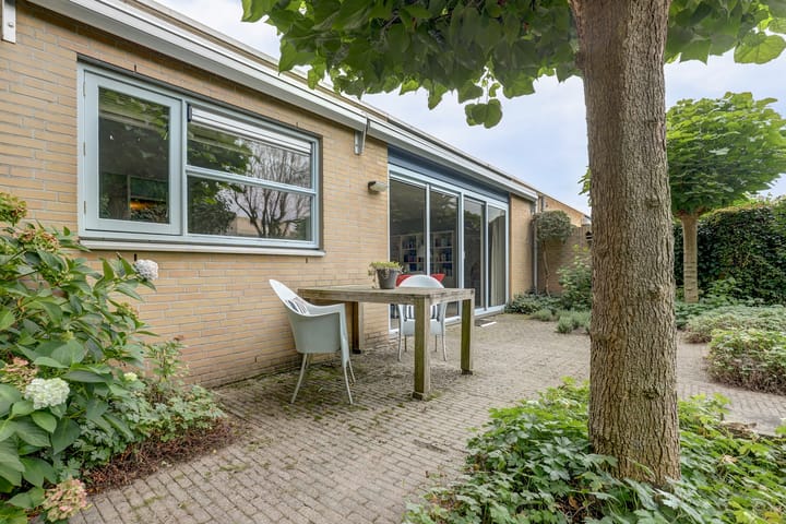 Foto 44 van Jaspisstraat 17