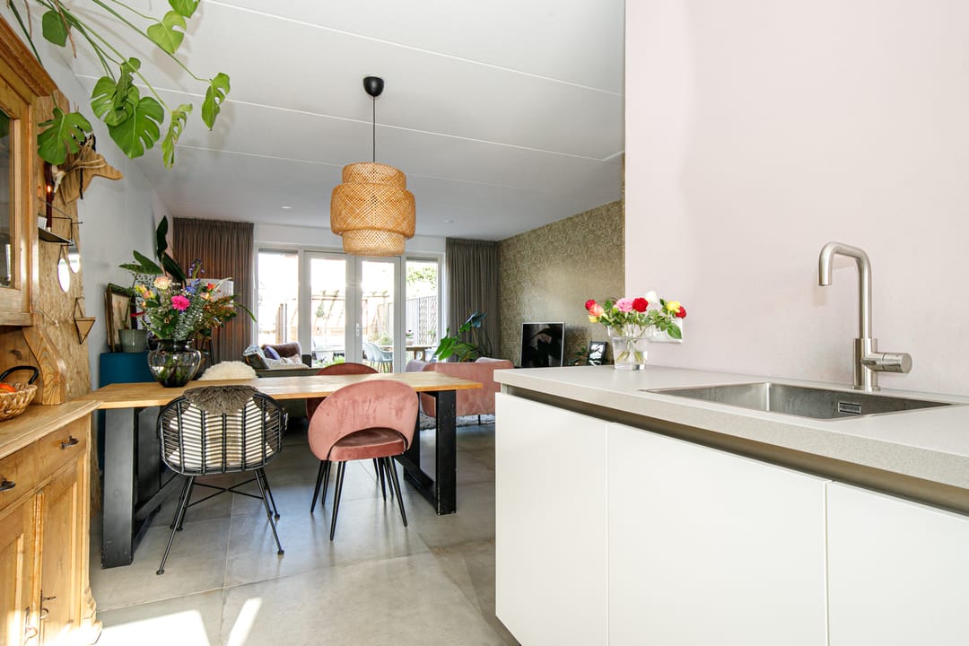 Photo 13 of Van Disselstraat 7