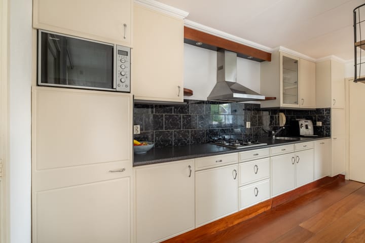 Foto 19 van Hazzeleger 1