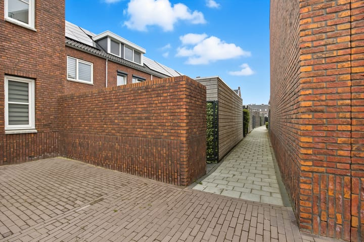 Photo 35 of Weergang 2