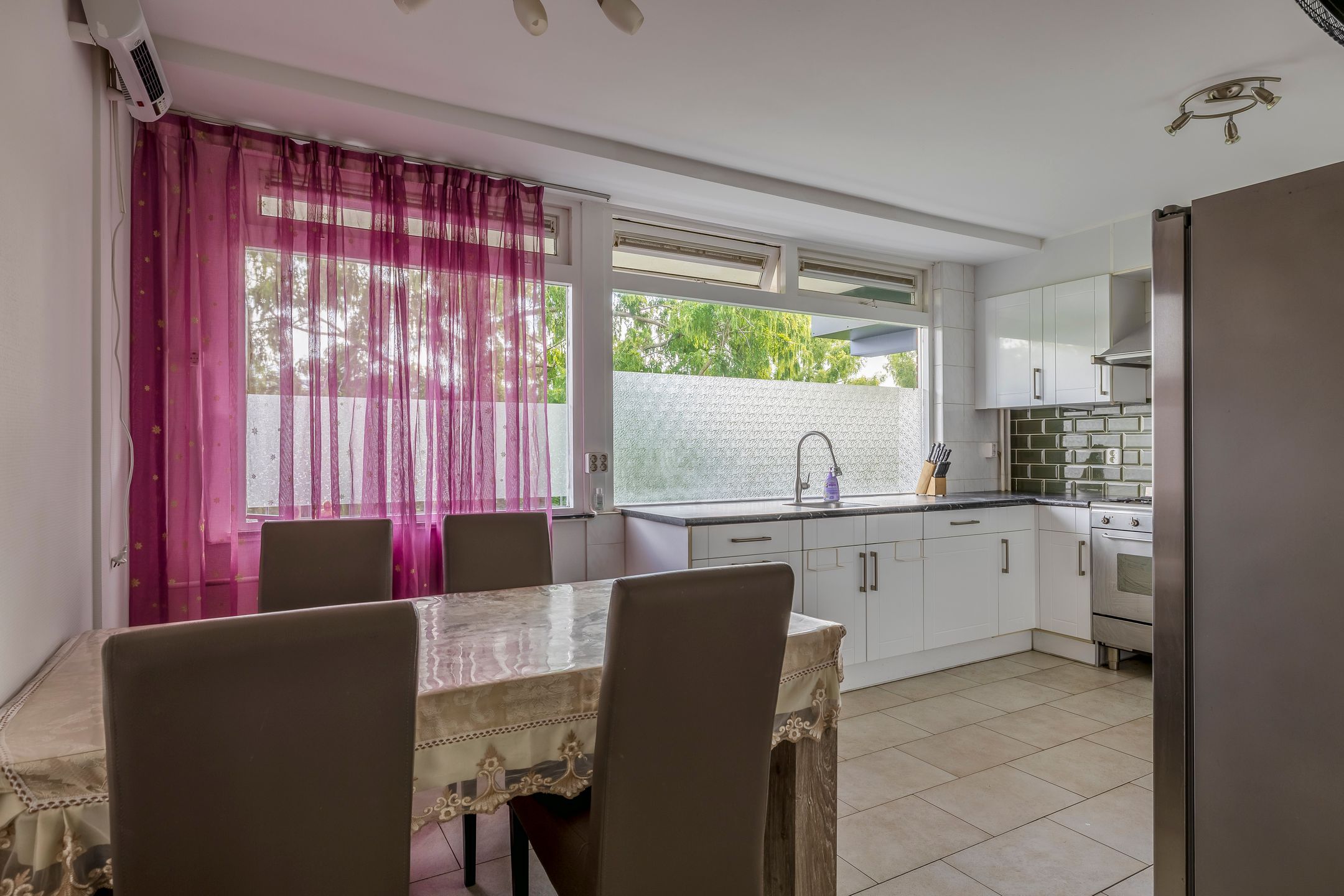 Photo 18 of Prinses Annalaan 538