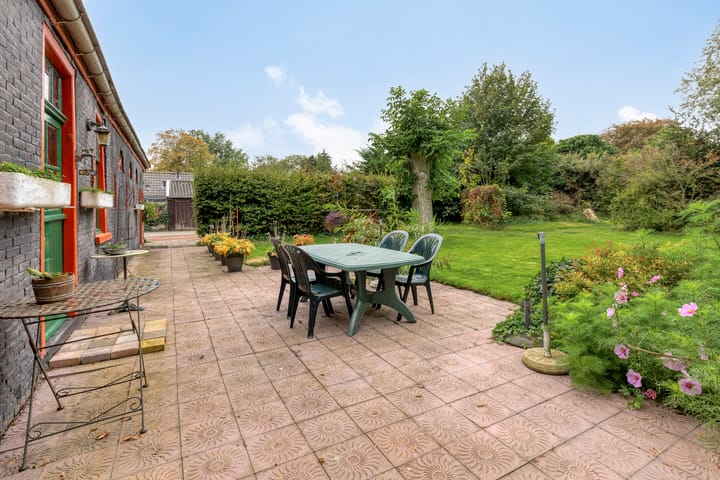 Foto 47 van Dorpsweg 153