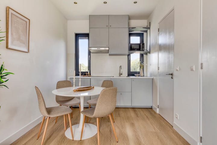 Photo 8 of Ank van der Moerstraat 31-D