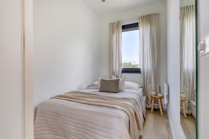 Photo 12 of Ank van der Moerstraat 31-D