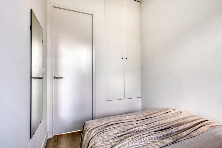 Photo 13 of Ank van der Moerstraat 31-D