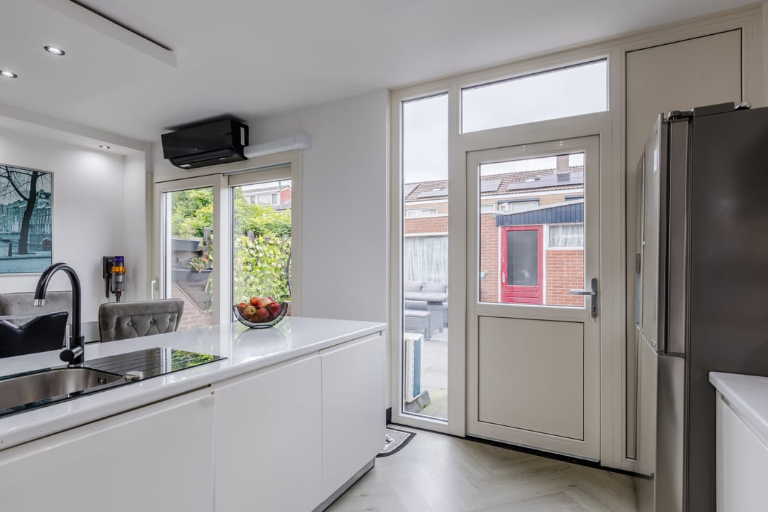 Foto 23 van Johan de Wittstraat 48