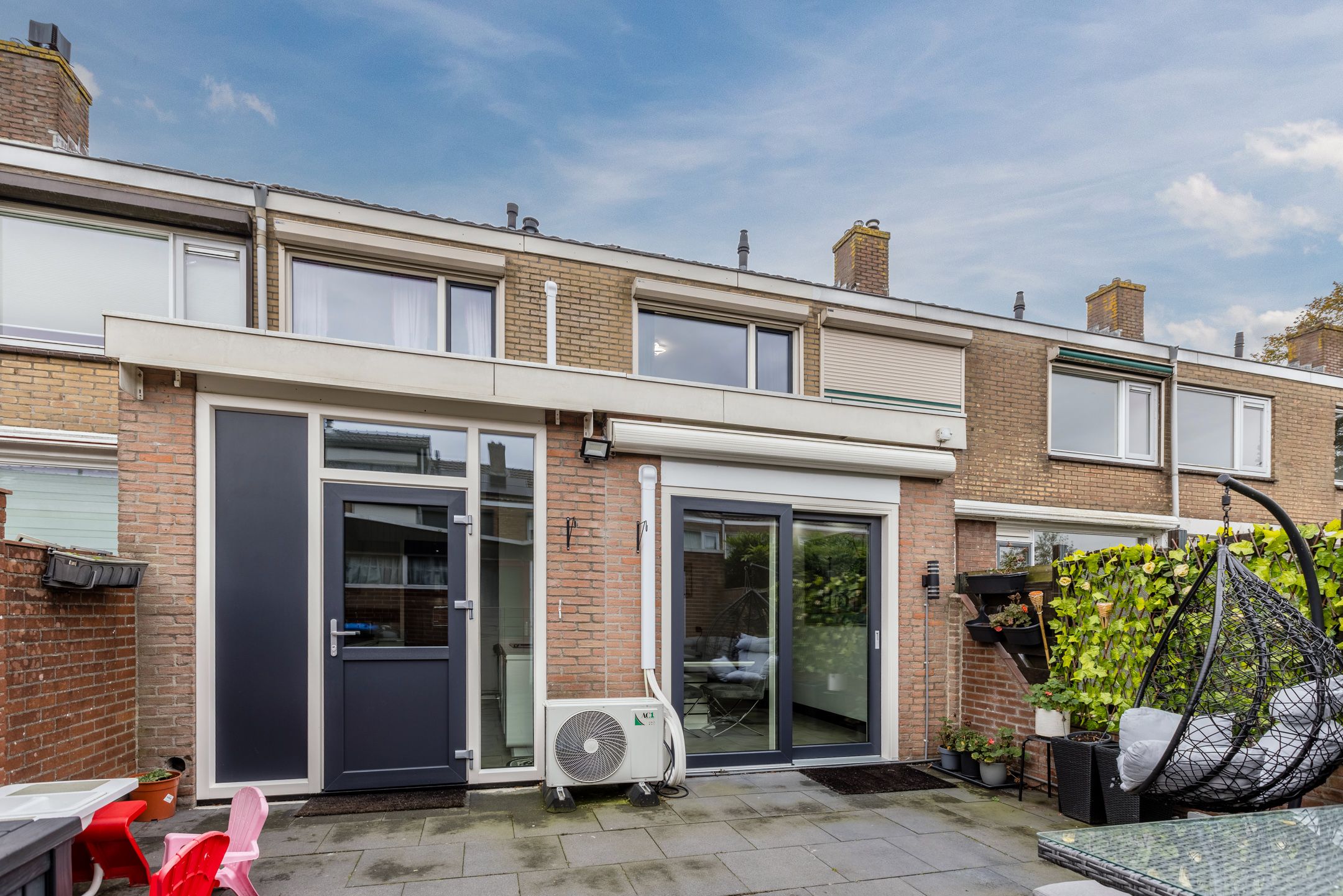 Foto 42 van Johan de Wittstraat 48