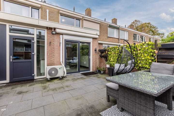 Foto 43 van Johan de Wittstraat 48