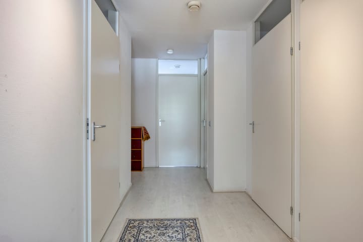 Photo 23 of Jan de Louterstraat 10