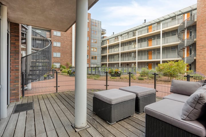 Photo 21 of Jan de Louterstraat 10