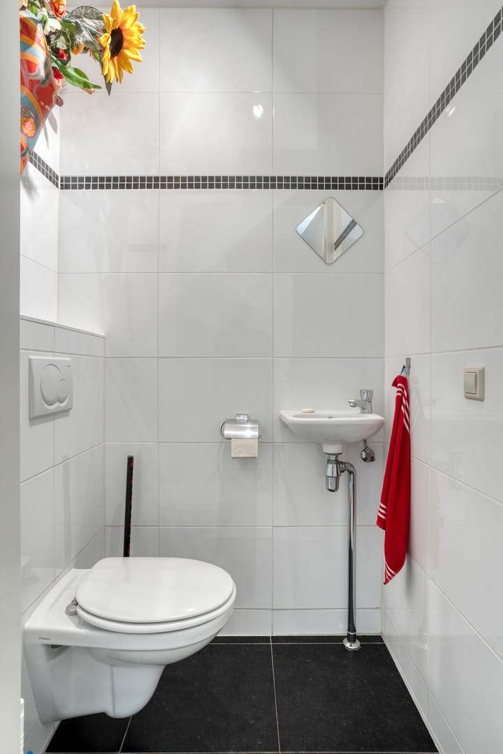 Photo 18 of Jan de Louterstraat 10