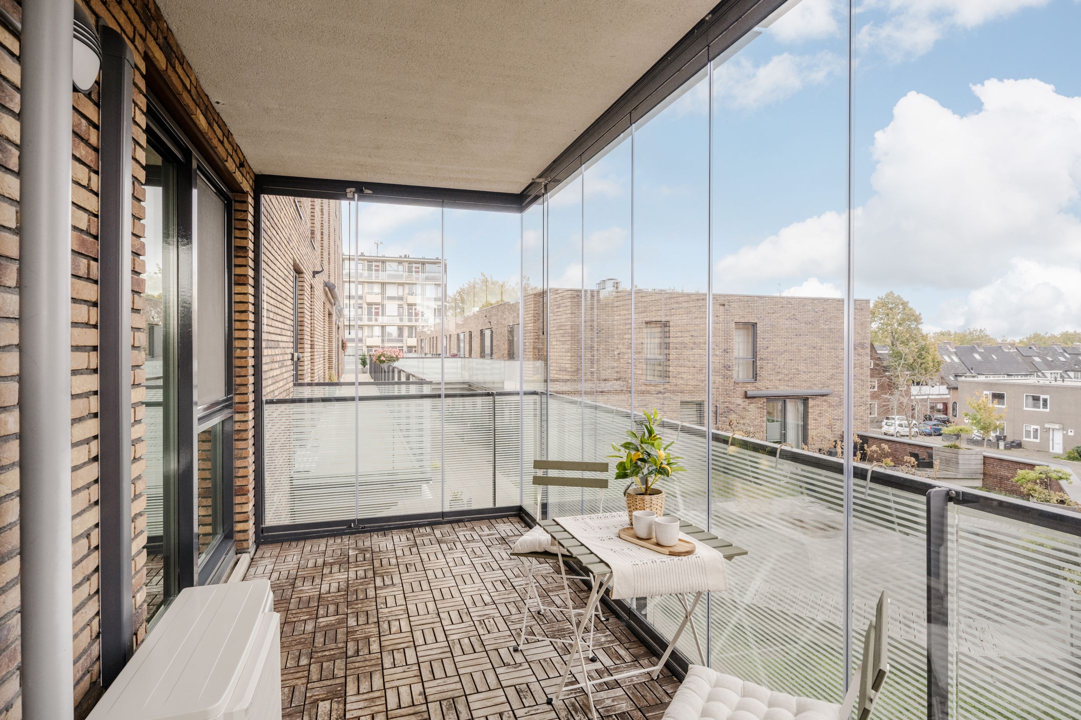 Foto 15 van Marsmanplein 42