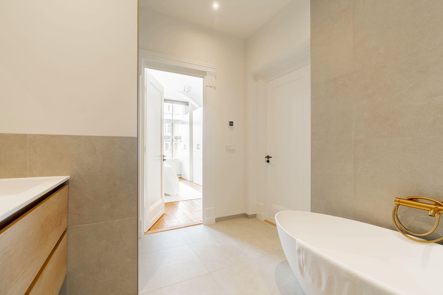 Photo 25 of De Lairessestraat 122-1