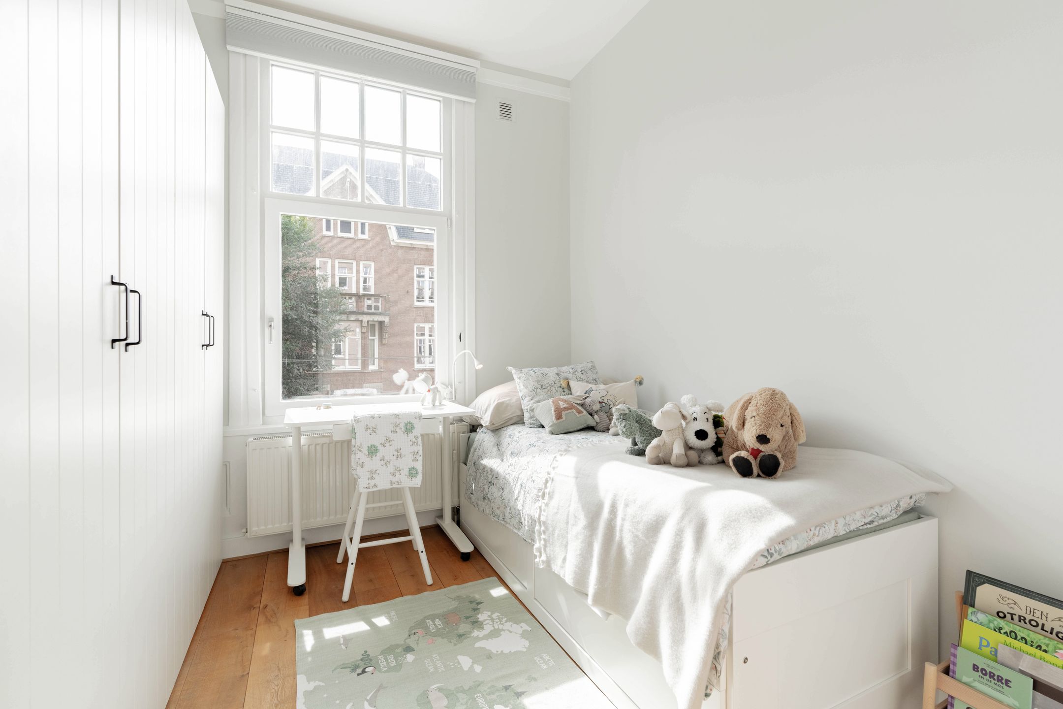 Photo 27 of De Lairessestraat 122-1