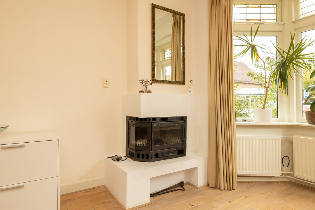 Photo 7 of Julianastraat 4