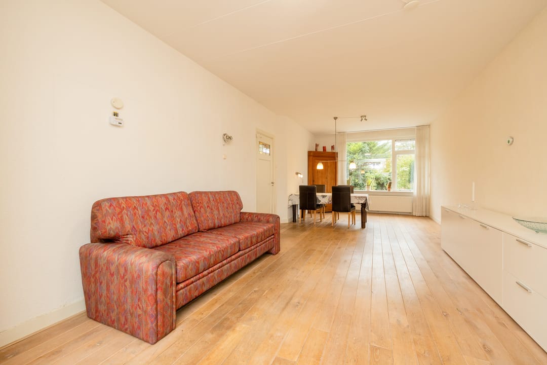 Photo 8 of Julianastraat 4