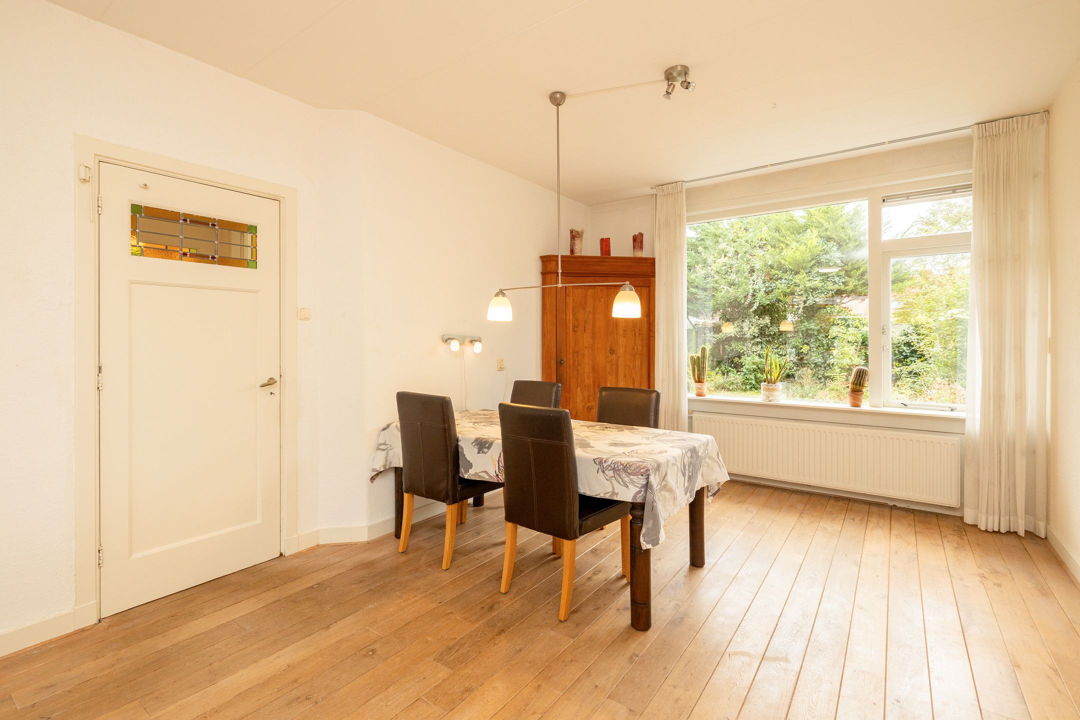 Photo 9 of Julianastraat 4