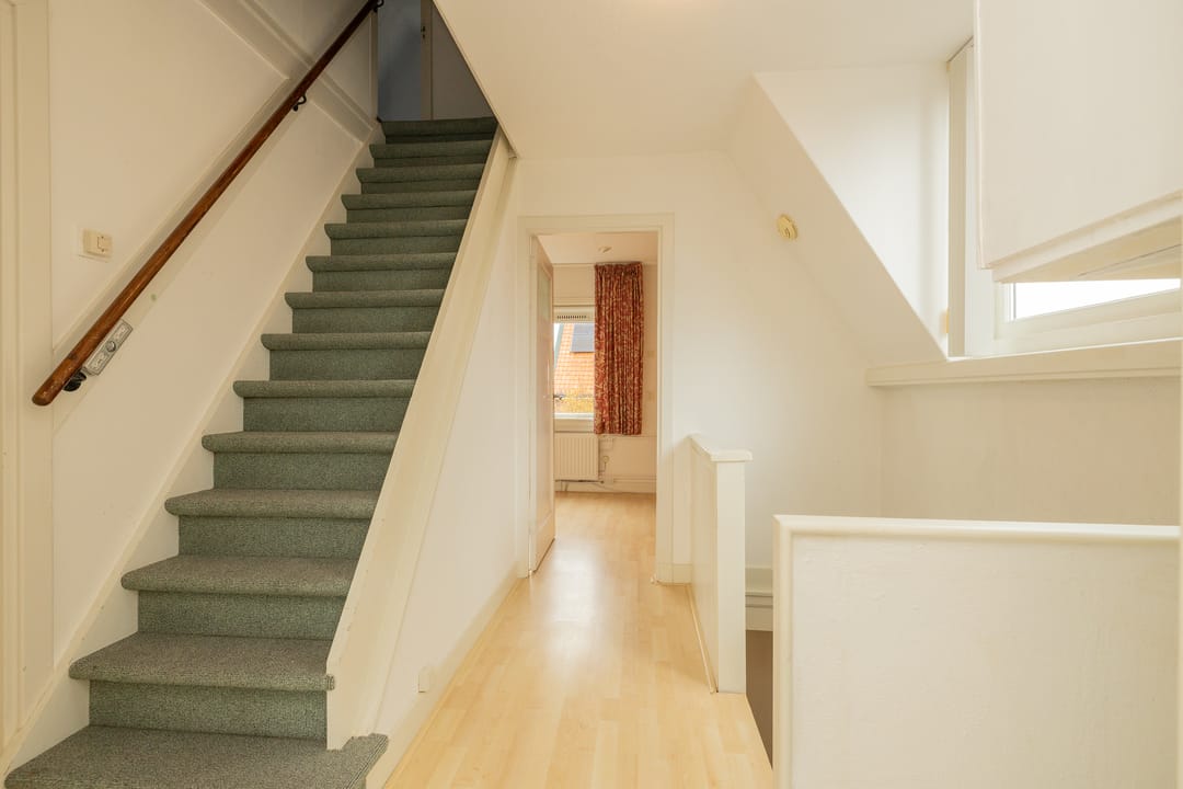 Photo 28 of Julianastraat 4