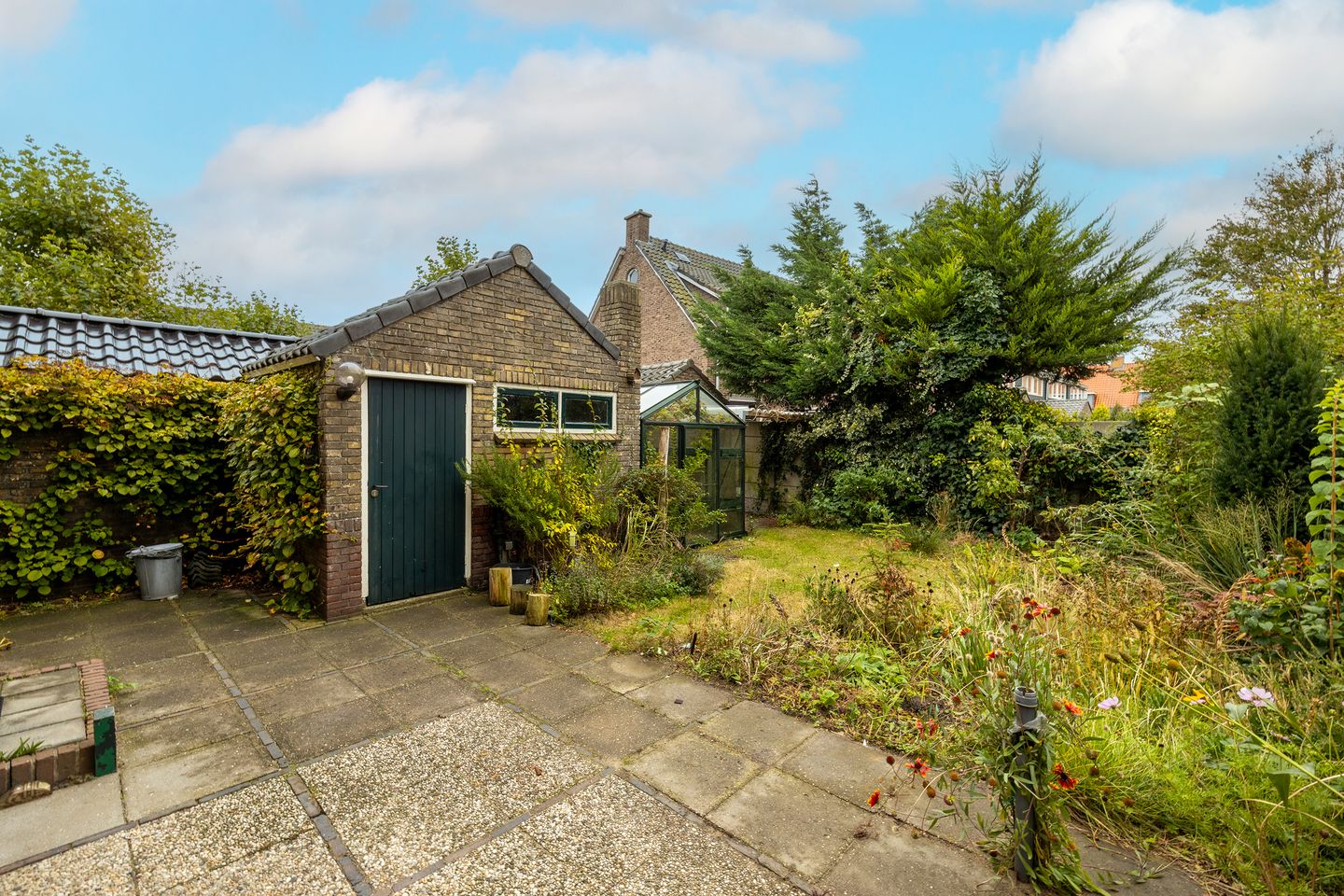 Photo 35 of Julianastraat 4