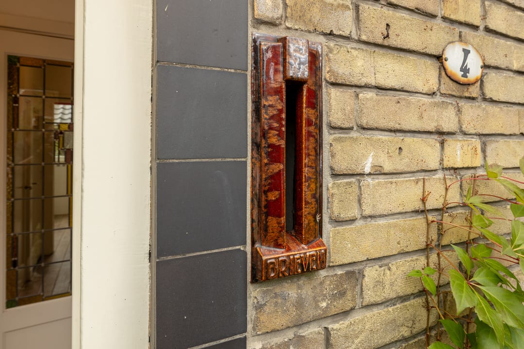 Photo 37 of Julianastraat 4