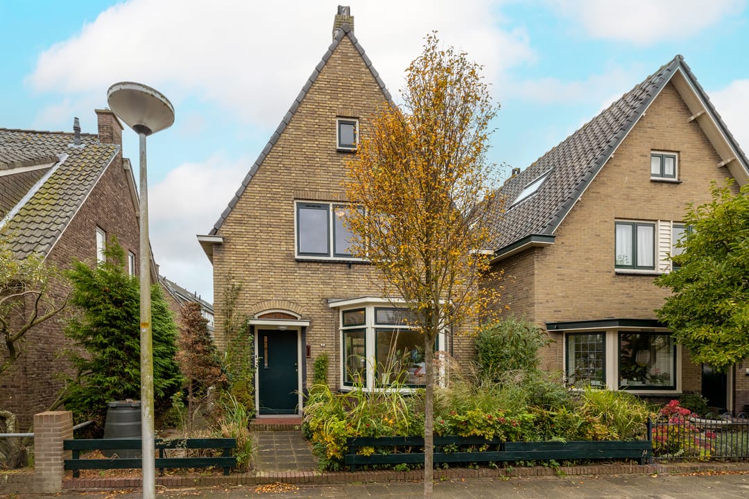 Photo 38 of Julianastraat 4