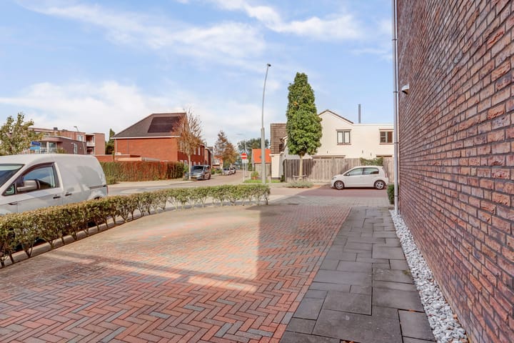 Photo 39 of Prinses Margrietstraat 13